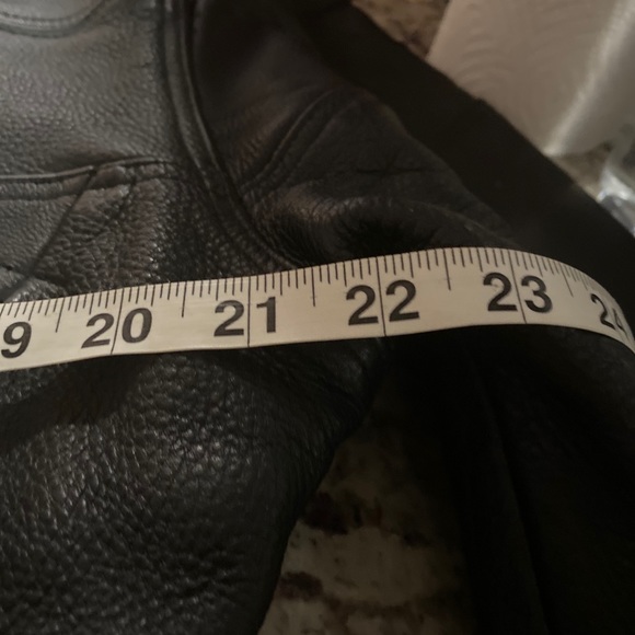 Women’s Vintage Leather Riding Jacket - Picture 10 of 12